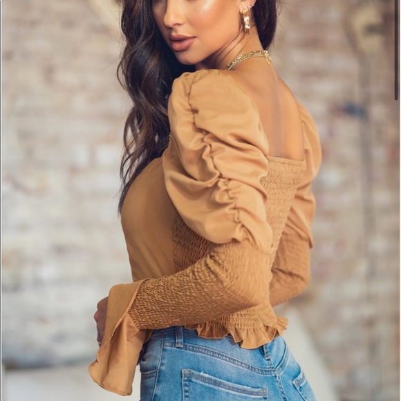 Romantic top - Picture 3 of 4